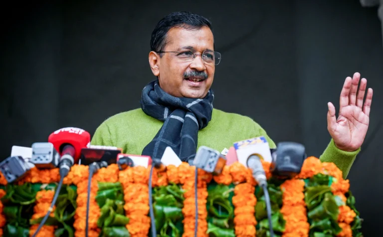 AAP Announces ₹18,000 Monthly Honorarium for Pujaris and Granthis in Delhi