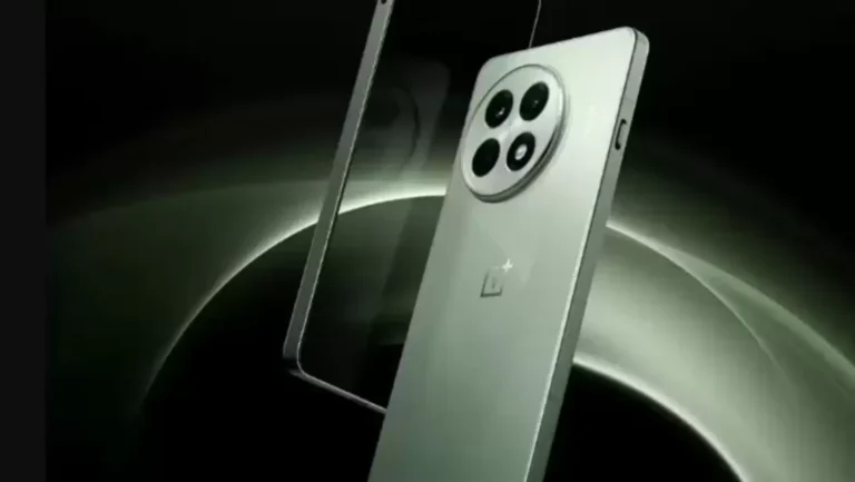 OnePlus 12 Price Drops to Rs 55,938 Ahead of OnePlus 13R Launch